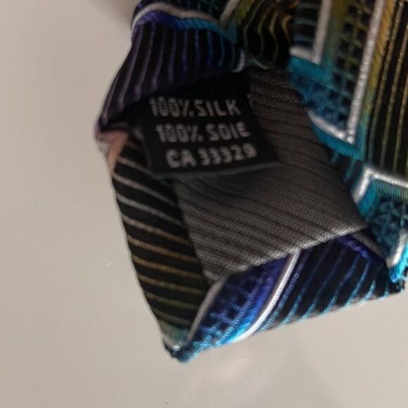 Claiborne 100% Silk,Jhane Barnes 100% Silk, Tino Cosma - Picture 5 of 9